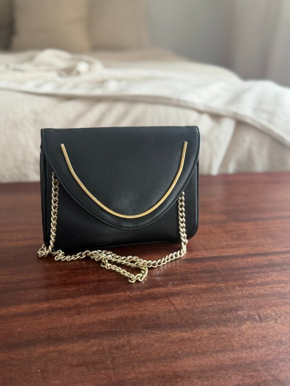 Vintage Walborg Hong Kong Black Shoulder Bag | Gold Chain